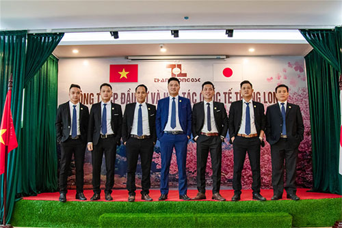 Year-end party to look back on the year at Thang Long OSC