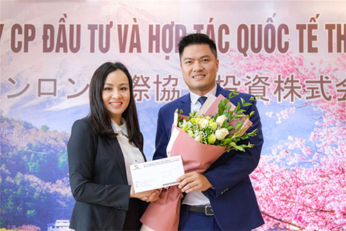 Year-end party to look back on the year at Thang Long OSC